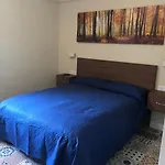 לינה וארוחת בוקר Casa Aurita *